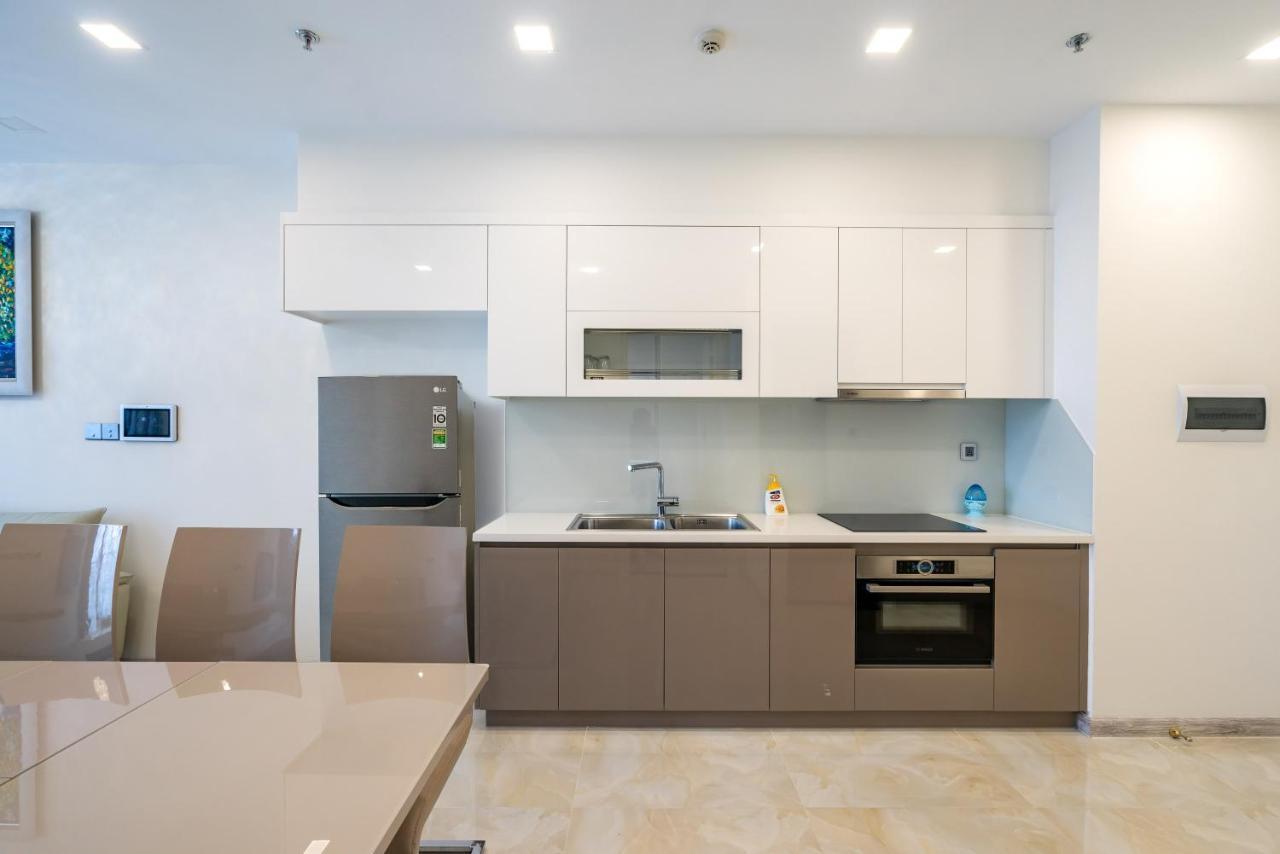 Апартаменти Urban House Premium Хошимін Екстер'єр фото
