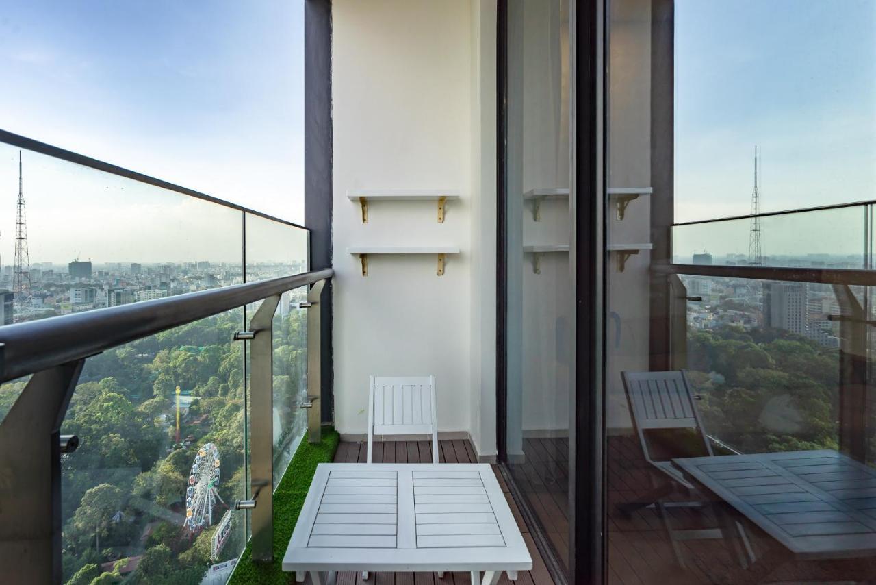 Апартаменти Urban House Premium Хошимін Екстер'єр фото