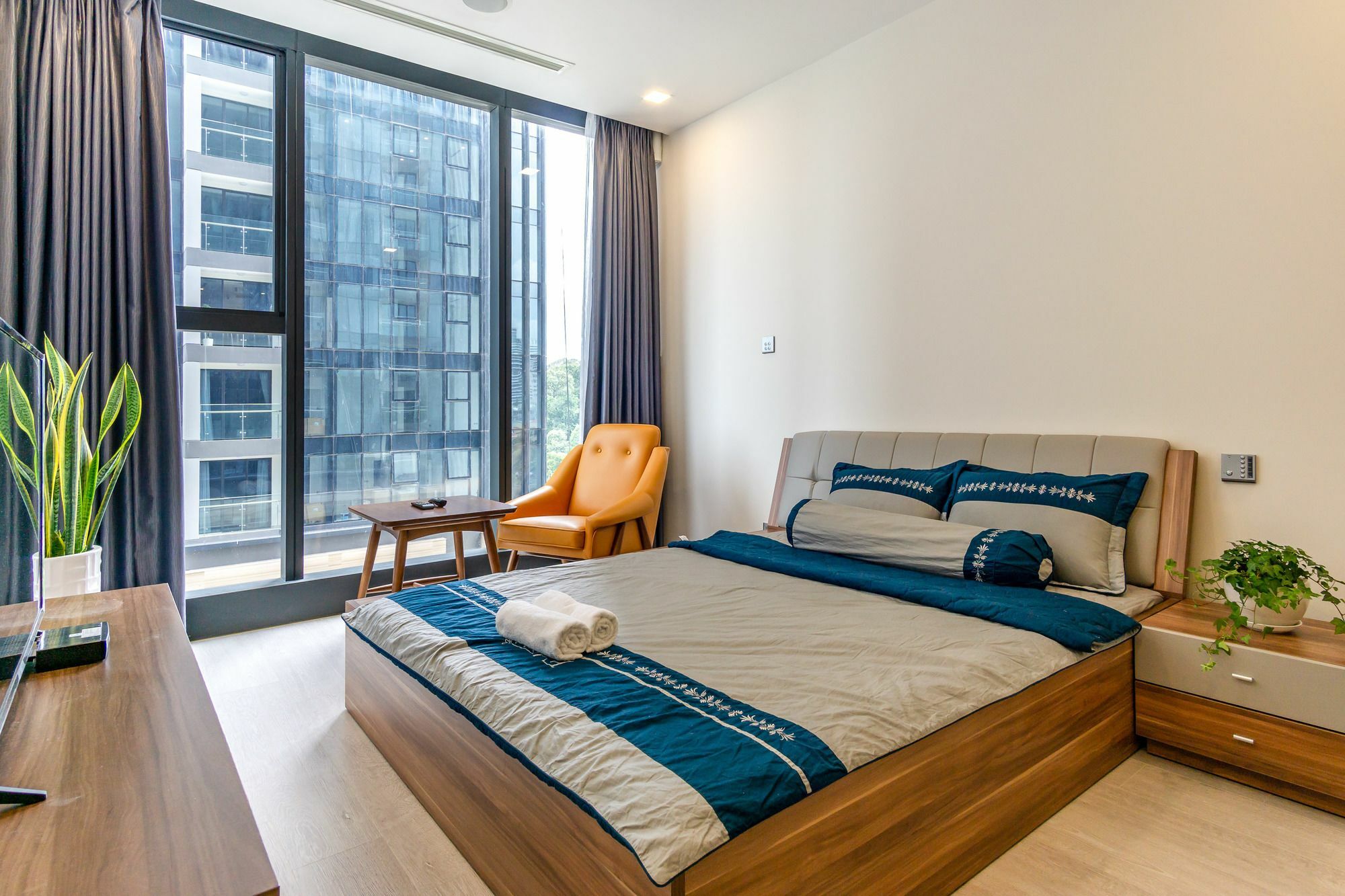 Апартаменти Urban House Premium Хошимін Екстер'єр фото