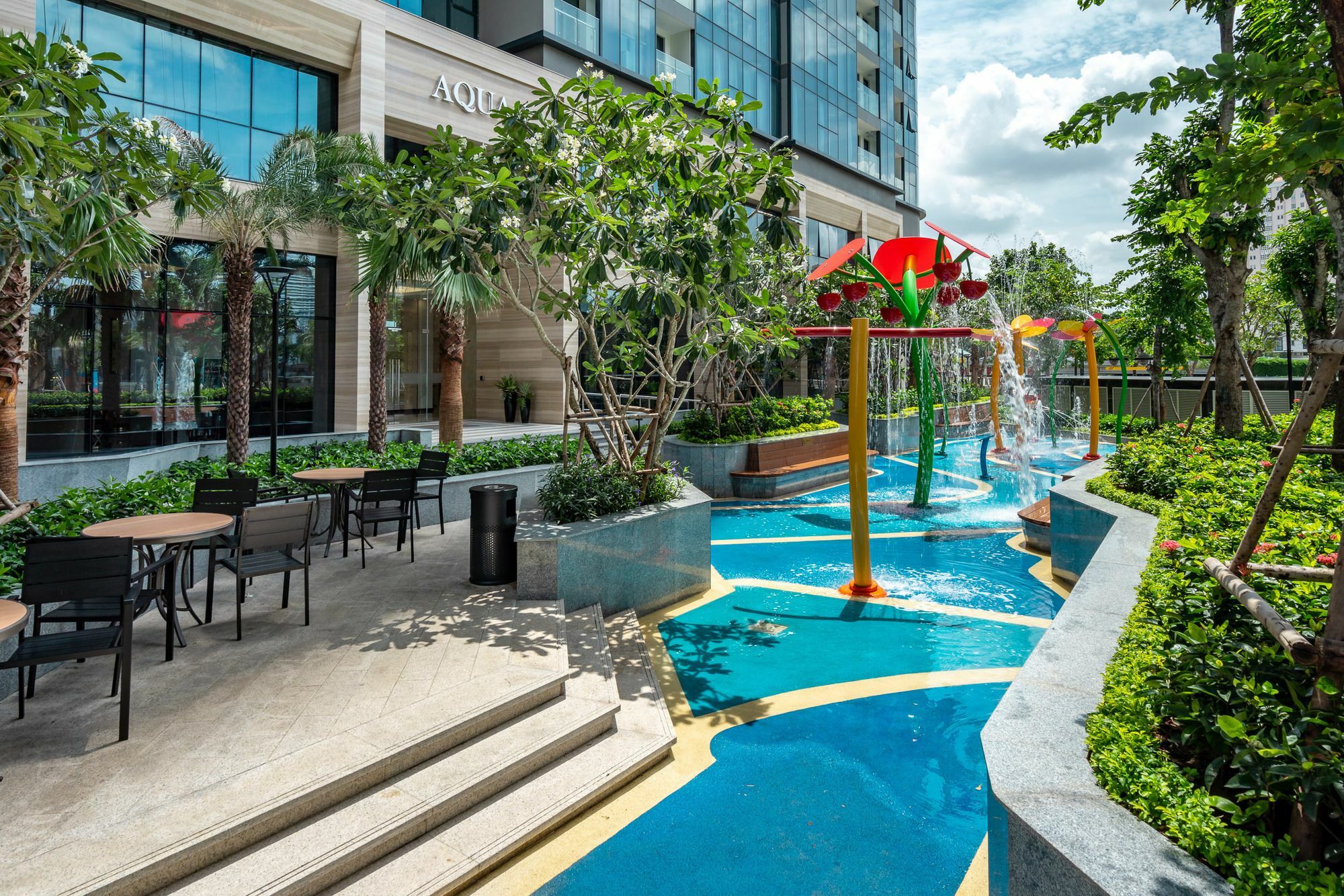 Апартаменти Urban House Premium Хошимін Екстер'єр фото